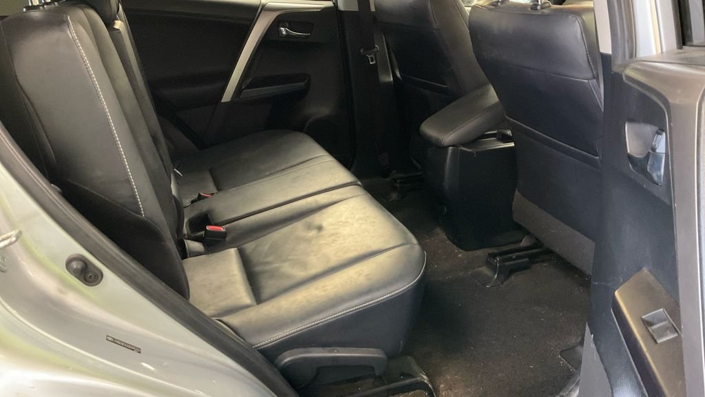 Used Toyota RAV4 2016 for sale - 77748149: Photo 6