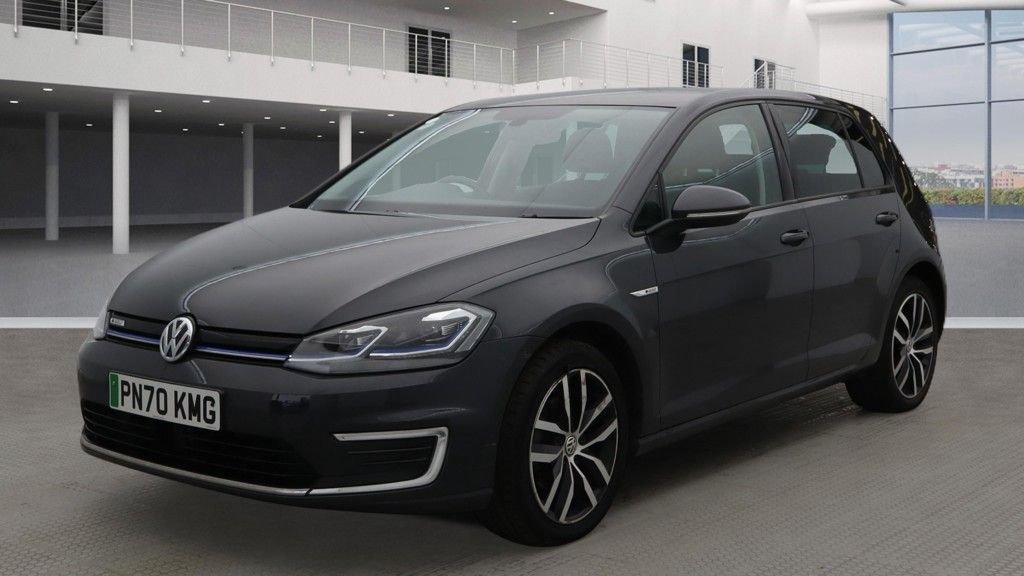 Used Volkswagen Golf 2020 for sale - 77413389: Photo 8