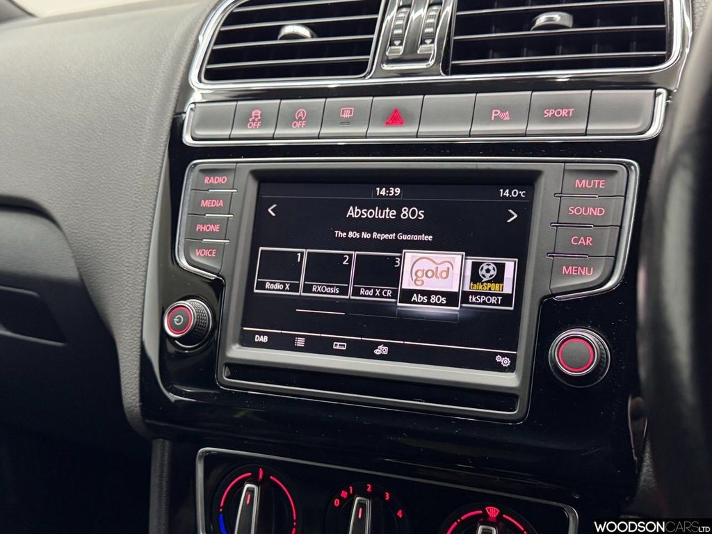 Used Volkswagen Polo 2015 for sale - 76841691: Photo 11