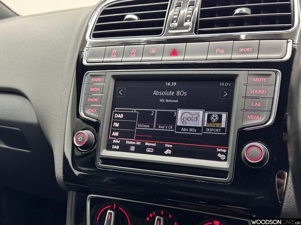 Used Volkswagen Polo 2015 for sale - 76841691: Photo 12