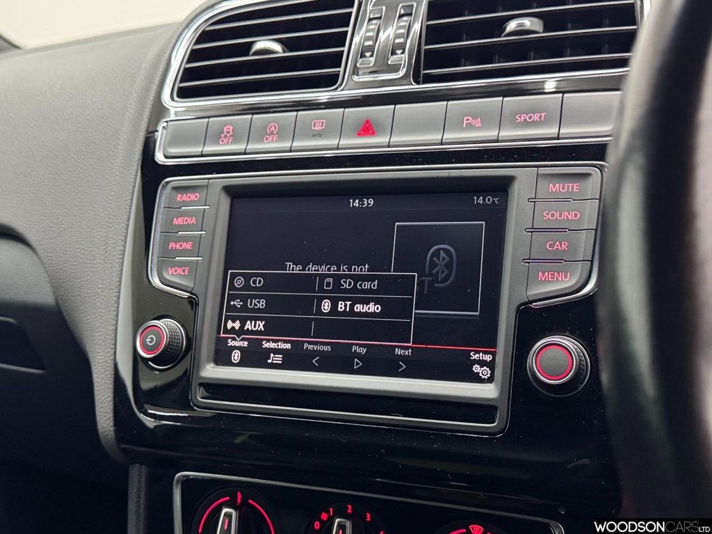 Used Volkswagen Polo 2015 for sale - 76841691: Photo 13