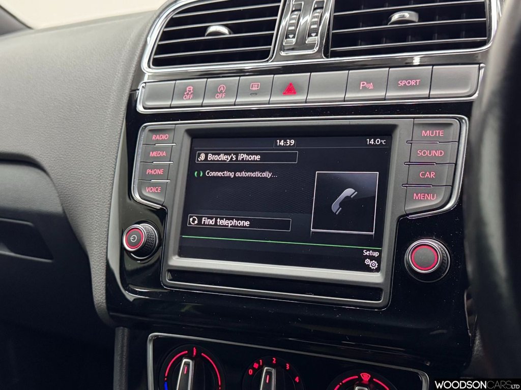 Used Volkswagen Polo 2015 for sale - 76841691: Photo 14