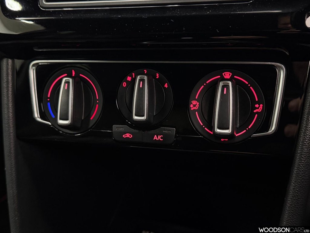 Used Volkswagen Polo 2015 for sale - 76841691: Photo 16