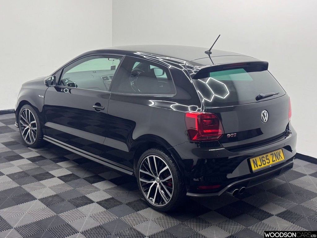 Used Volkswagen Polo 2015 for sale - 76841691: Photo 2