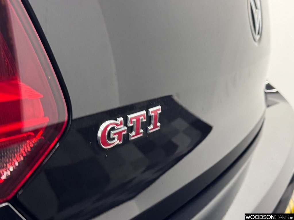 Used Volkswagen Polo 2015 for sale - 76841691: Photo 29