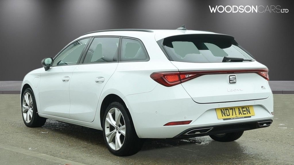 Used SEAT Leon 2022 for sale - 77693040: Photo 2