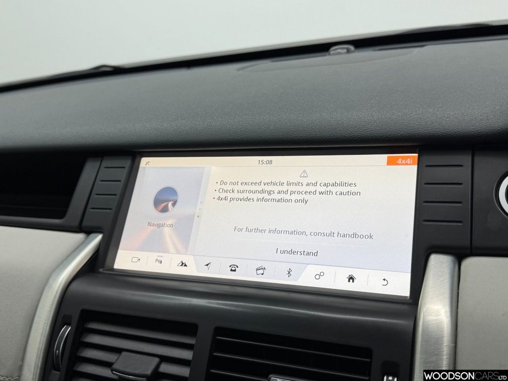 Used Land Rover Discovery Sport 2017 for sale - 78068378: Photo 15