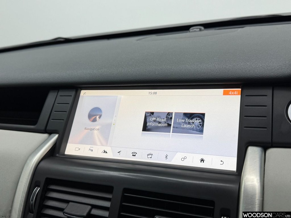 Used Land Rover Discovery Sport 2017 for sale - 78068378: Photo 16