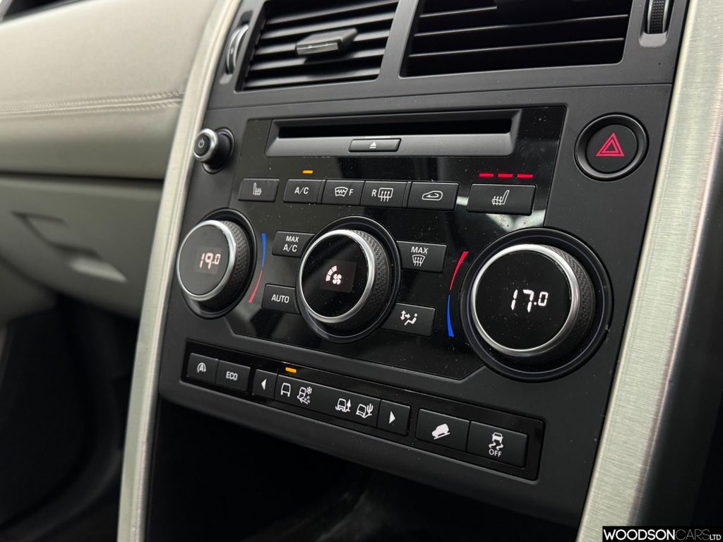 Used Land Rover Discovery Sport 2017 for sale - 78068378: Photo 25