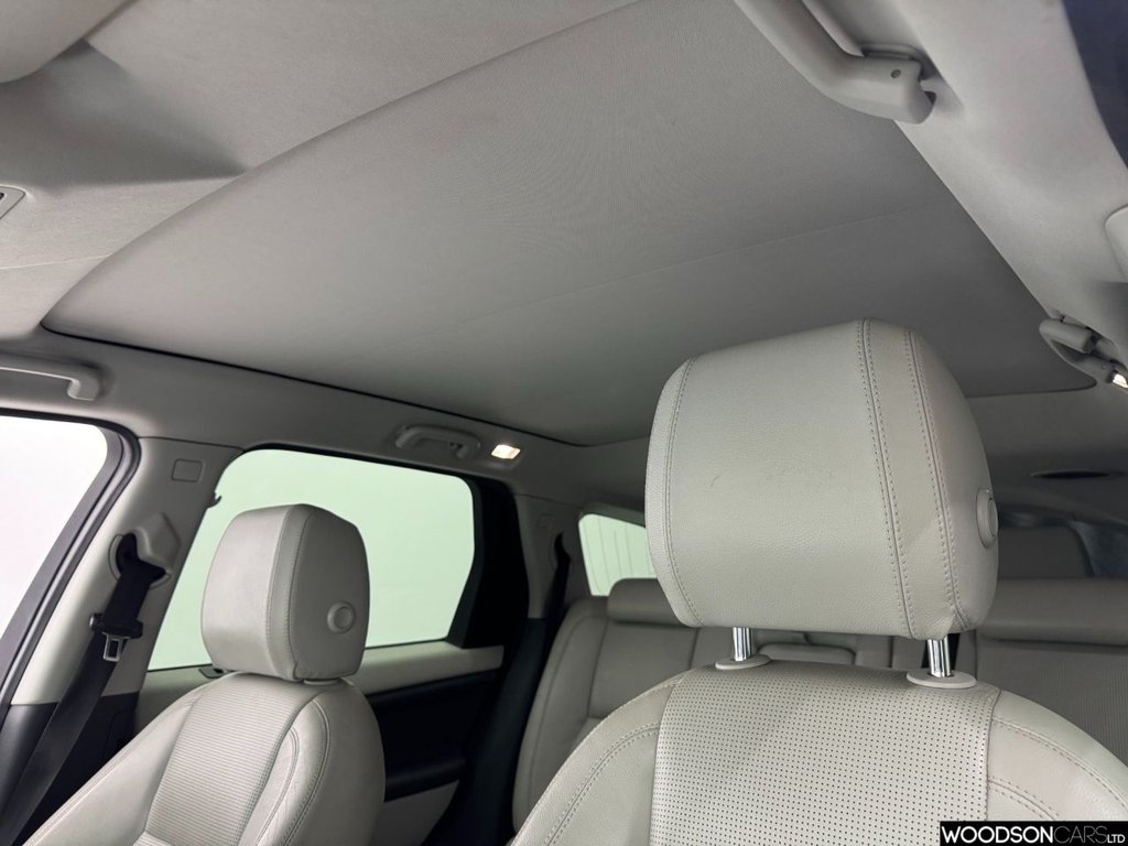 Used Land Rover Discovery Sport 2017 for sale - 78068378: Photo 30