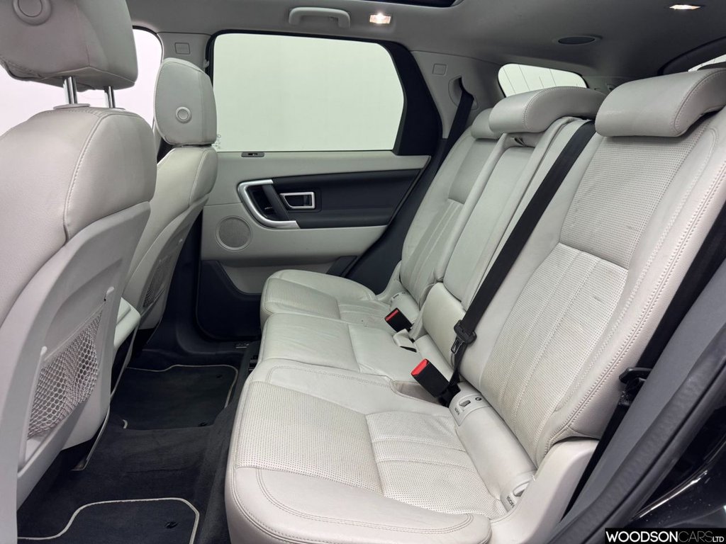 Used Land Rover Discovery Sport 2017 for sale - 78068378: Photo 7