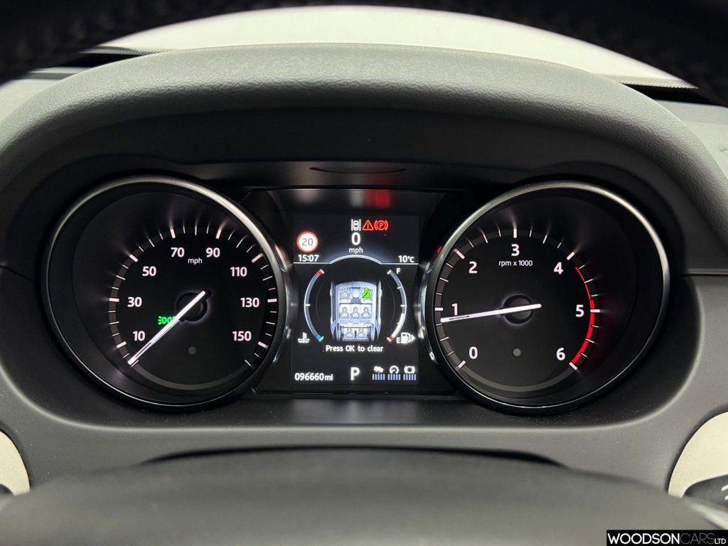 Used Land Rover Discovery Sport 2017 for sale - 78068378: Photo 8