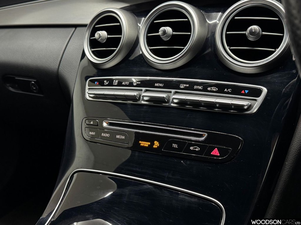 Used Mercedes-Benz C Class 2015 for sale - 77368949: Photo 17