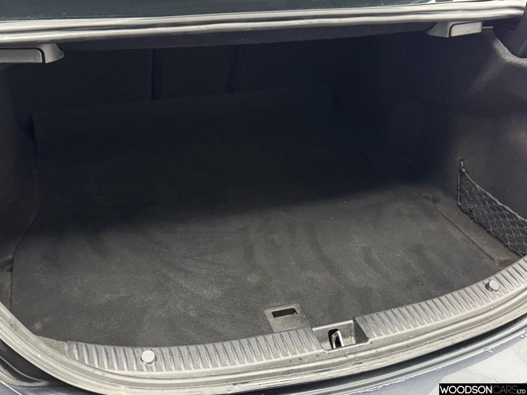 Used Mercedes-Benz C Class 2015 for sale - 77368949: Photo 28