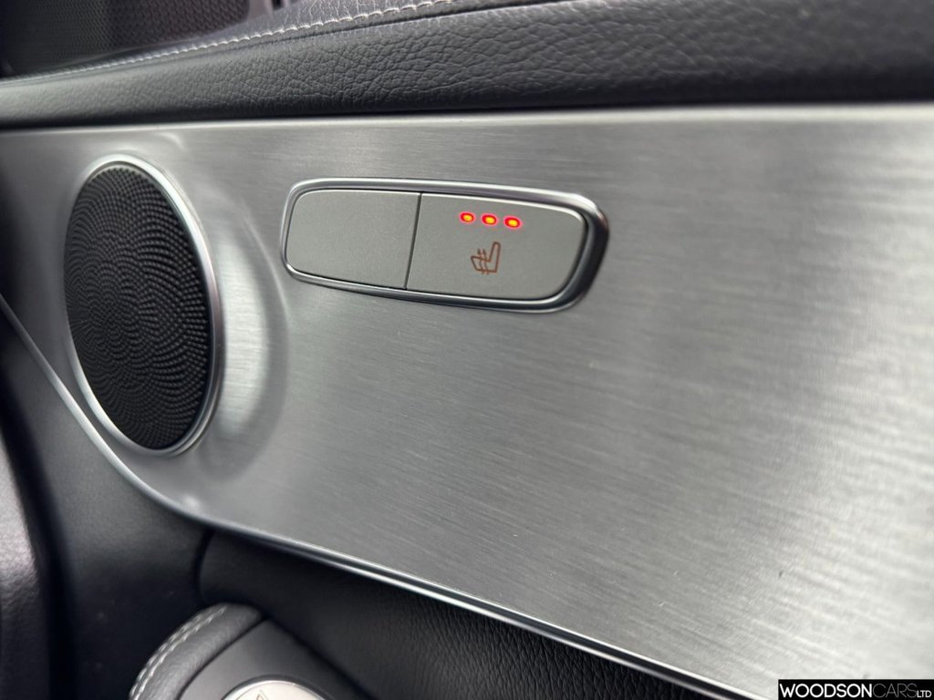 Used Mercedes-Benz C Class 2015 for sale - 77368949: Photo 34