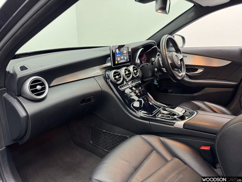 Used Mercedes-Benz C Class 2015 for sale - 77368949: Photo 5