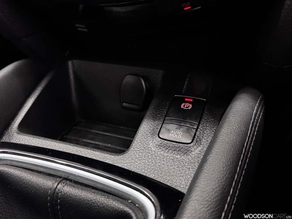 Used Nissan Qashqai 2018 for sale - 77470619: Photo 30