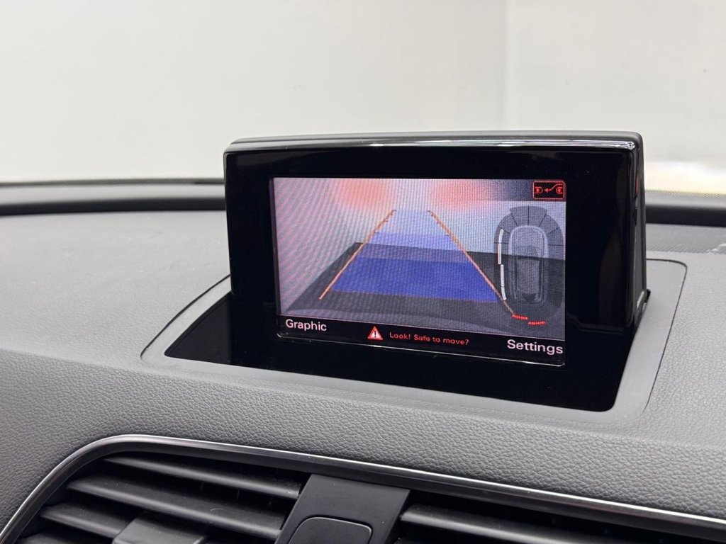 Used Audi Q3 2016 for sale - 76642888: Photo 11