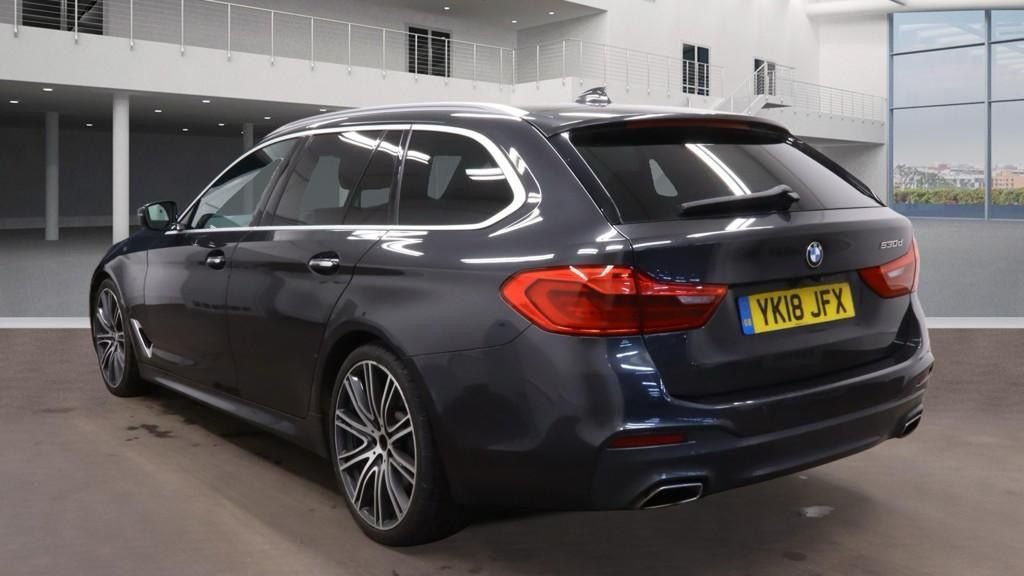 Used BMW 5 Series 2018 for sale - 76985975: Photo 2
