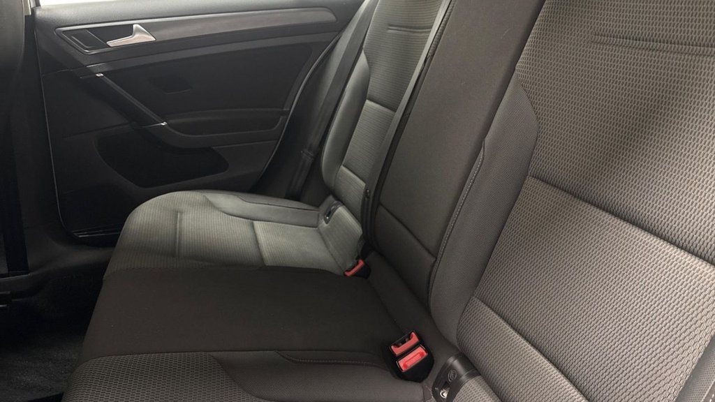 Used Volkswagen Golf 2018 for sale - 78068616: Photo 11