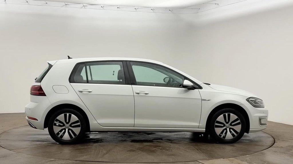 Used Volkswagen Golf 2018 for sale - 78068616: Photo 7