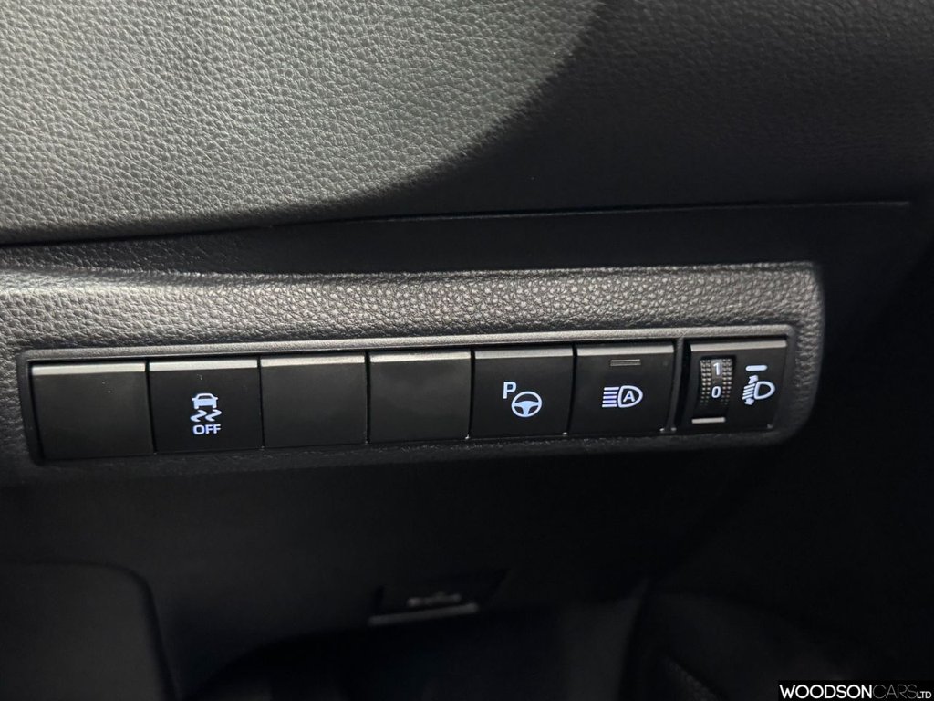 Used Toyota Corolla 2021 for sale - 77525826: Photo 32