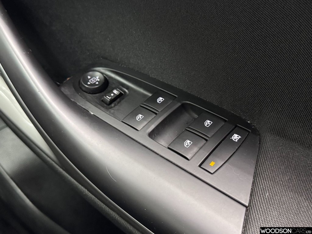 Used Vauxhall Astra 2021 for sale - 76642182: Photo 26