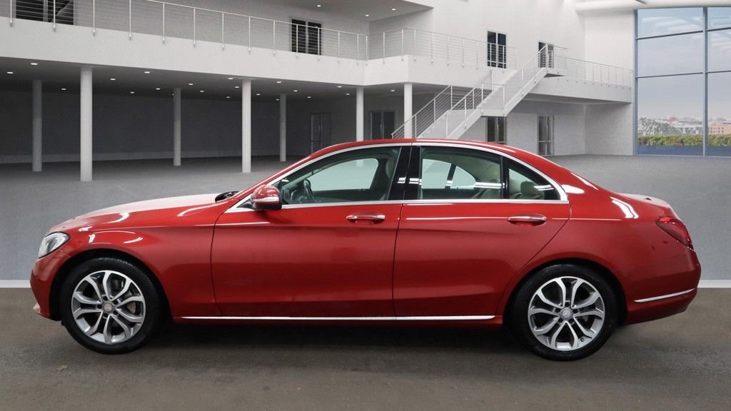 Used Mercedes-Benz C Class 2014 for sale - 76973523: Photo 11