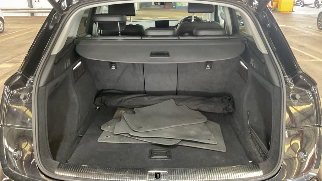 Used Audi Q5 2017 for sale - 77936250: Photo 11