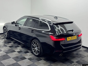 Used BMW 3 Series 2021 for sale - 77594223: Photo