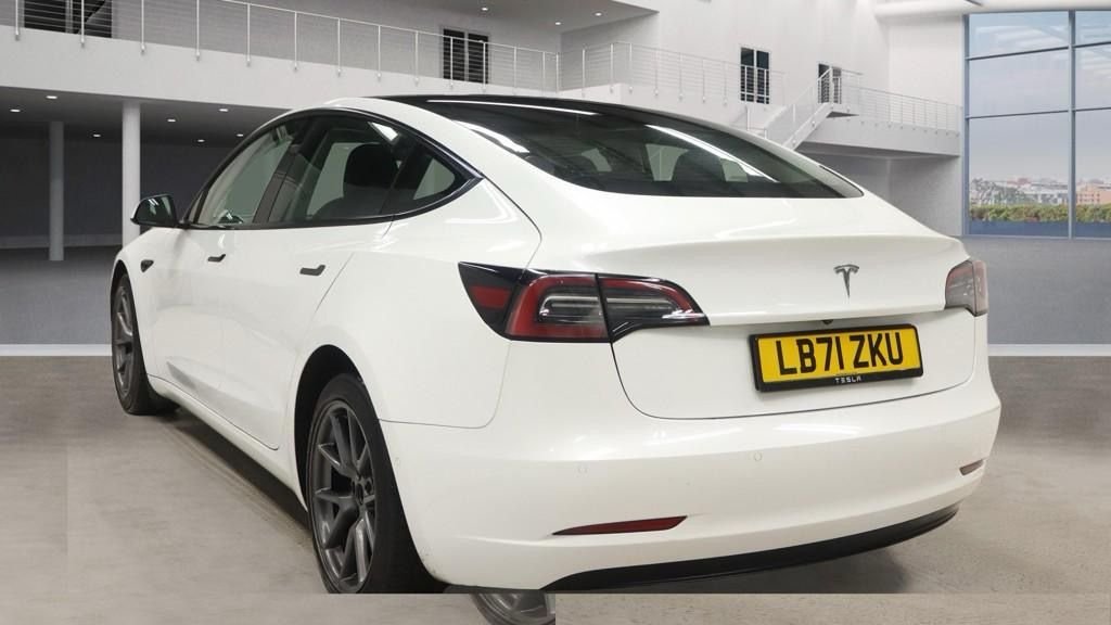 Used Tesla Model 3 2021 for sale - 77703635: Photo 2