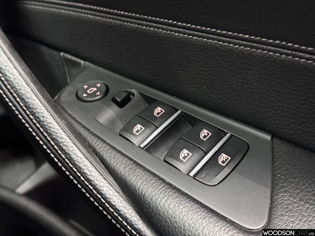 Used BMW 5 Series 2017 for sale - 76642614: Photo 30