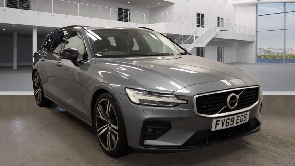 Used Volvo V60 2019 for sale - 76883518: Photo 1