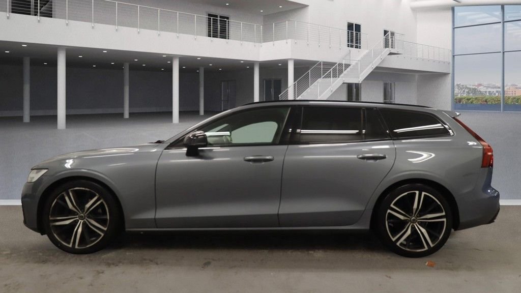 Used Volvo V60 2019 for sale - 76883518: Photo 12