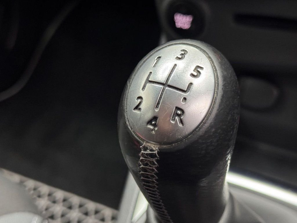 Used Renault Clio 2016 for sale - 76642845: Photo 19