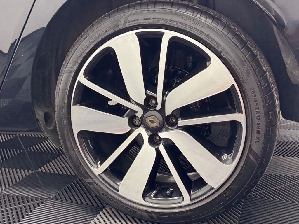 Used Renault Clio 2016 for sale - 76642845: Photo 34