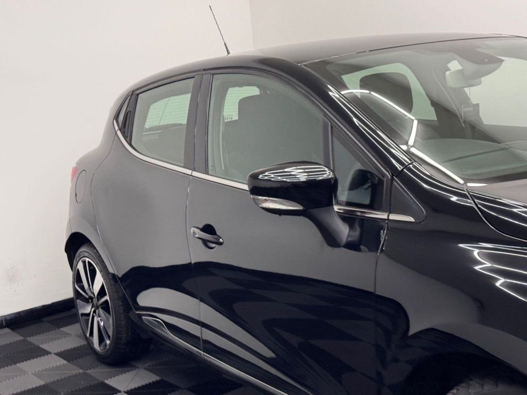 Used Renault Clio 2016 for sale - 76642845: Photo 40