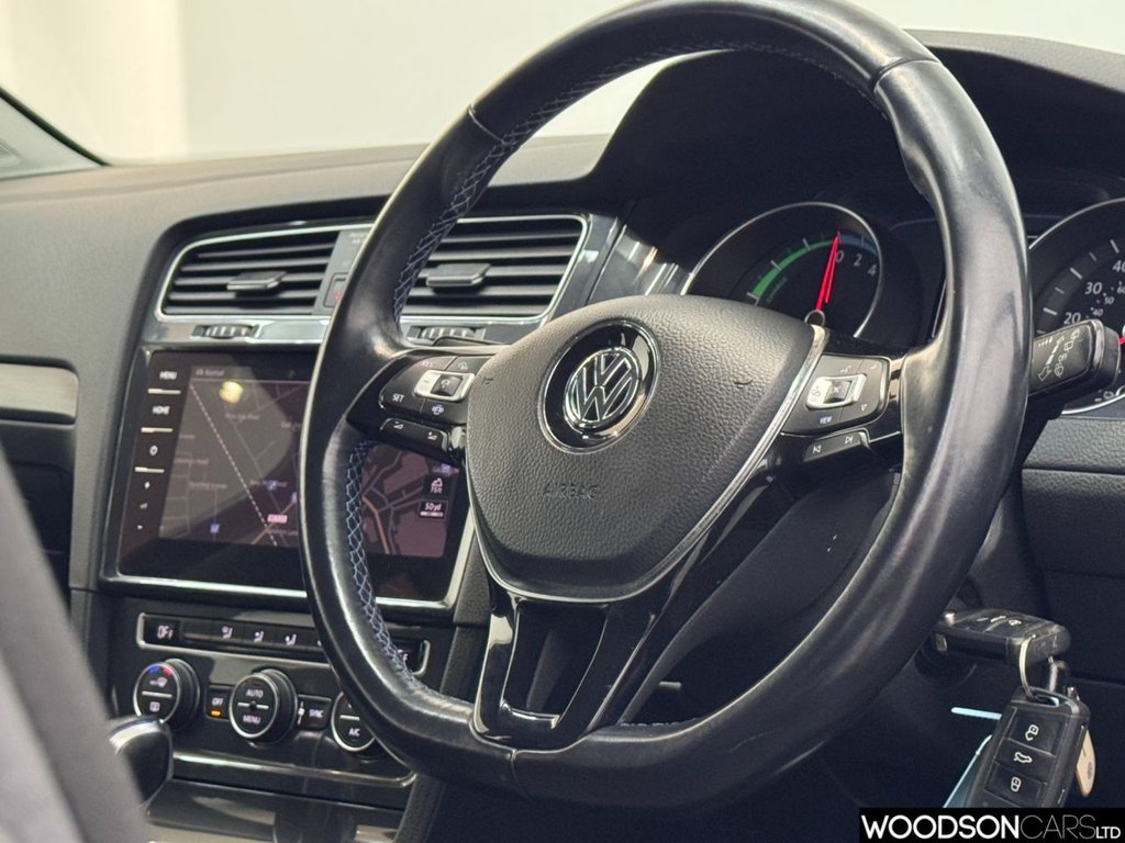 Used Volkswagen Golf 2019 for sale - 76586686: Photo 21