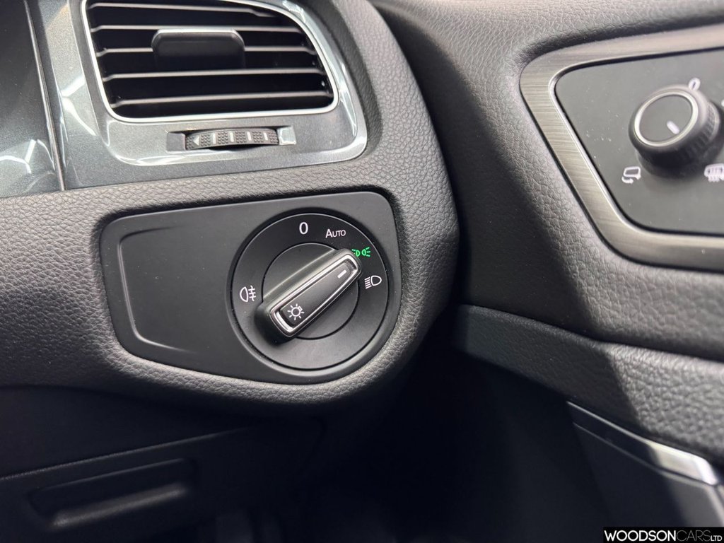 Used Volkswagen Golf 2019 for sale - 76586686: Photo 35