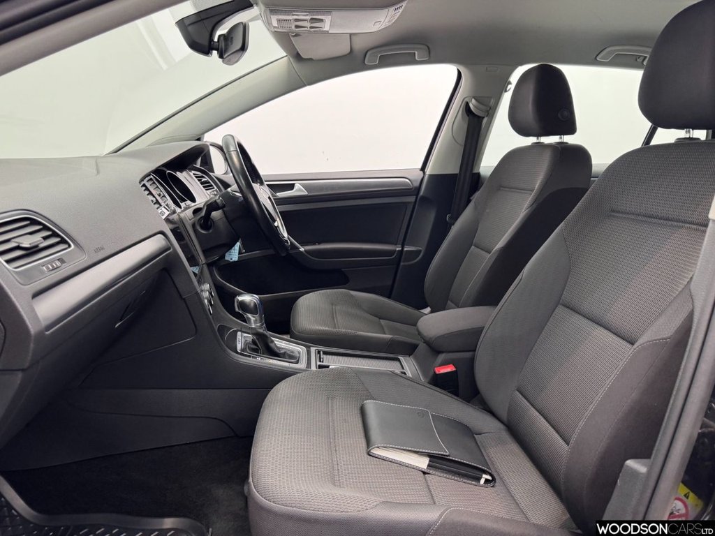 Used Volkswagen Golf 2019 for sale - 76586686: Photo 5