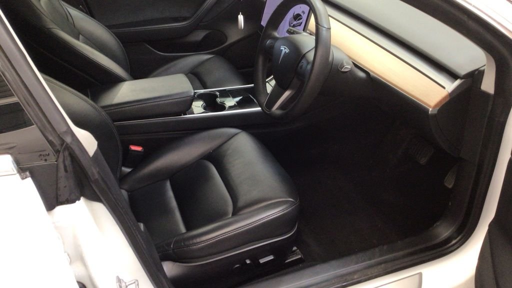 Used Tesla Model 3 2020 for sale - 78153952: Photo 5