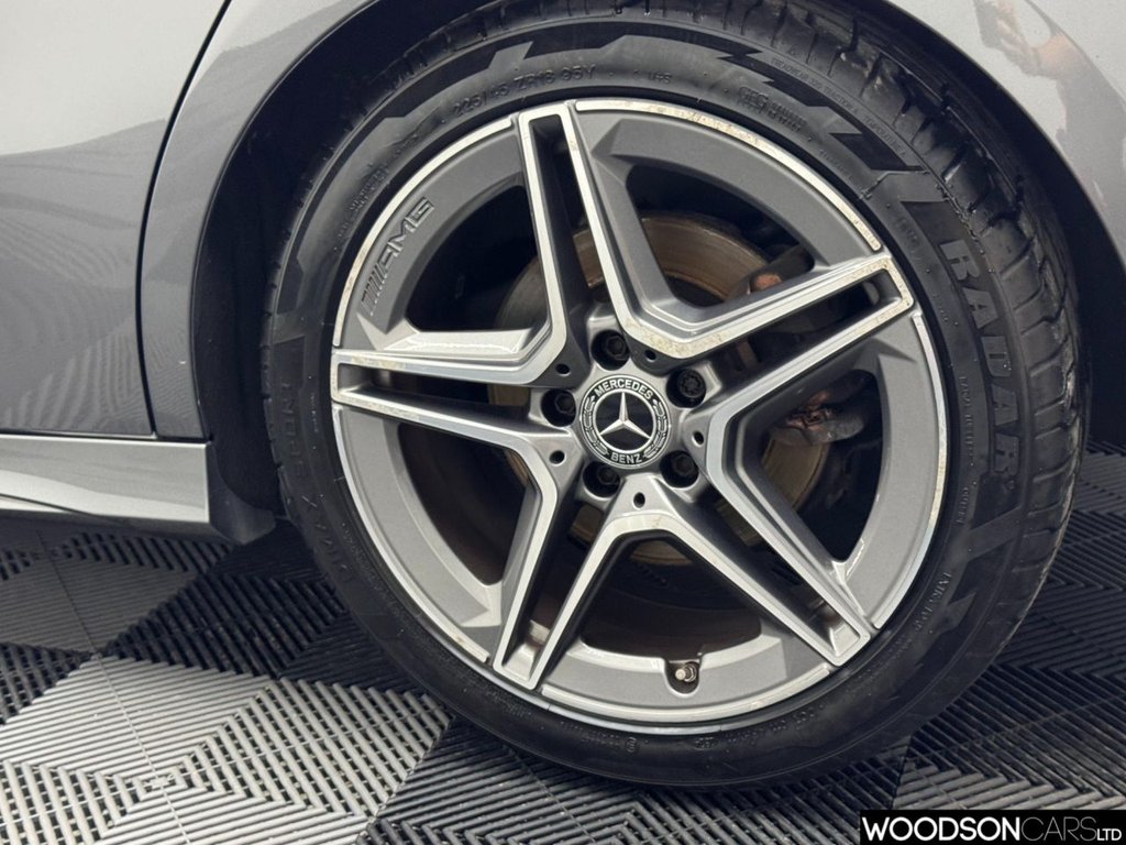 Used Mercedes-Benz A-Class 2018 for sale - 76642304: Photo 43