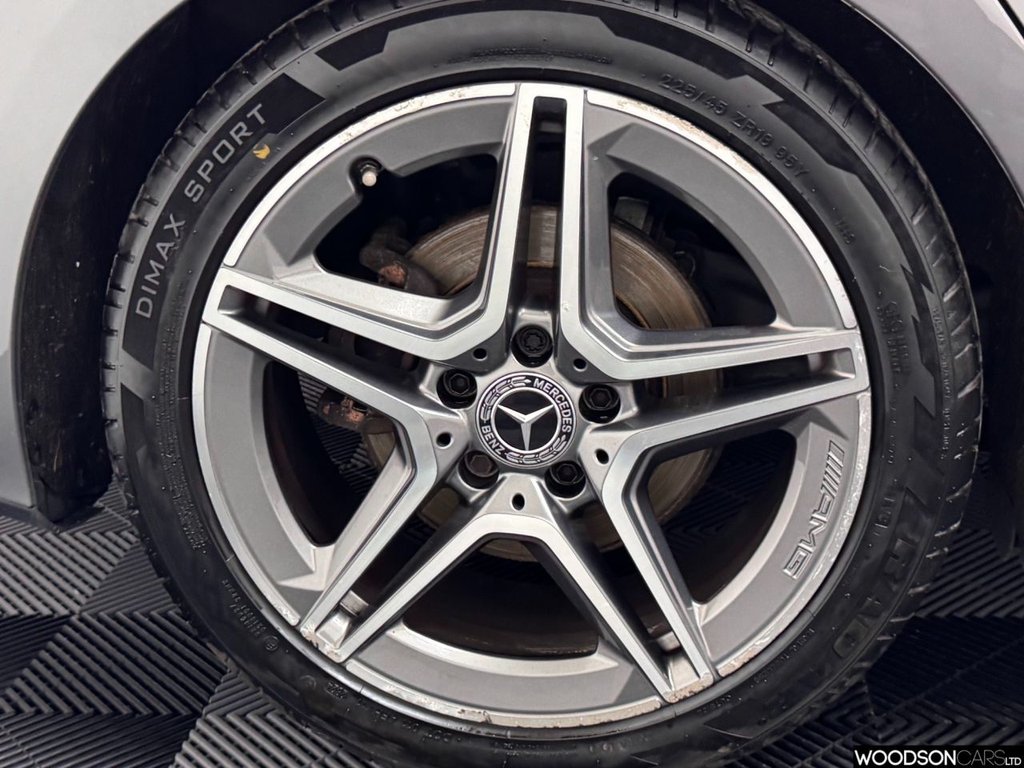 Used Mercedes-Benz A-Class 2018 for sale - 76642304: Photo 44