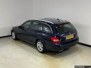 Used Mercedes-Benz C-Class 2013 for sale - 75937322: Photo