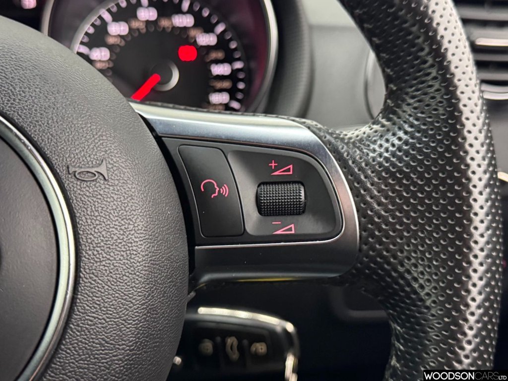 Used Audi TT 2011 for sale - 77227631: Photo 16