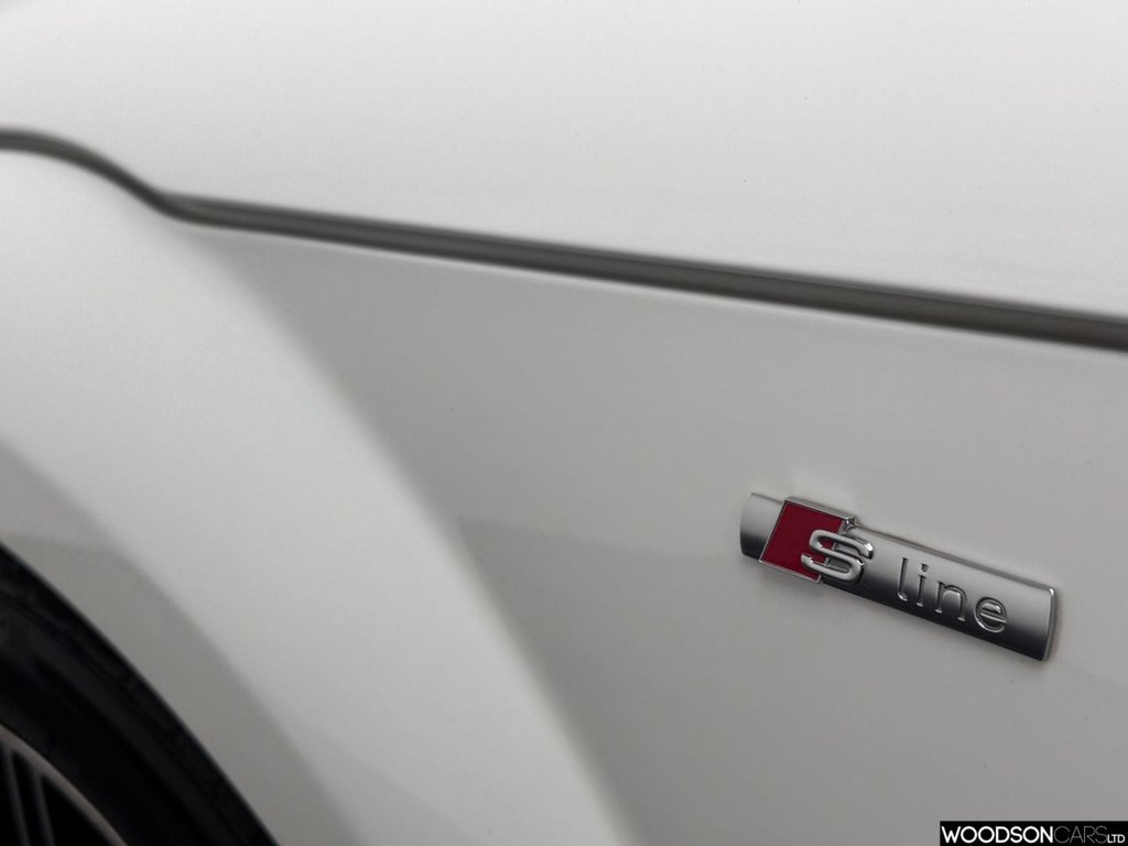 Used Audi TT 2011 for sale - 77227631: Photo 28