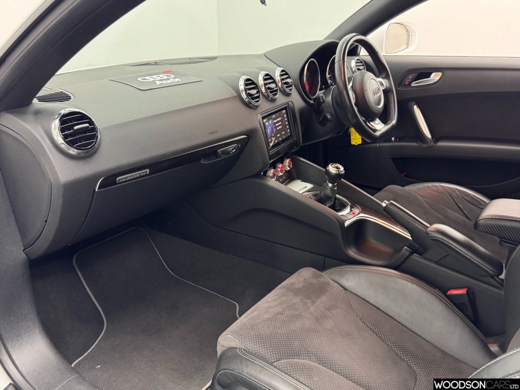 Used Audi TT 2011 for sale - 77227631: Photo 5