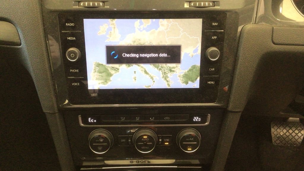 Used Volkswagen Golf 2019 for sale - 78068681: Photo 8