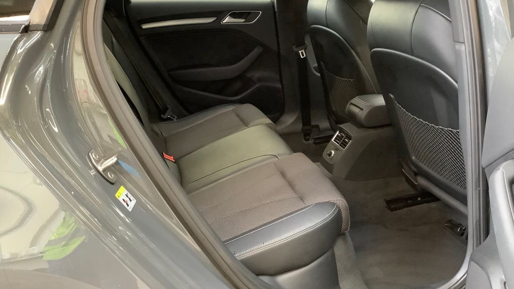 Used Audi A3 2017 for sale - 76768314: Photo 4