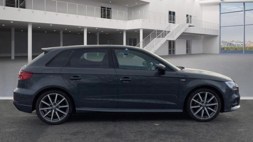 Used Audi A3 2017 for sale - 76768314: Photo 8